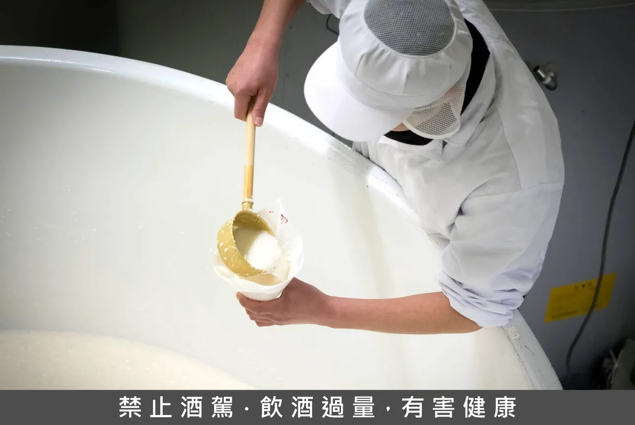 楯野川是山形县首间只专注酿造纯米大吟酿的酒造，长年以高精米步合追求酒质的透明与平衡。吉力酒藏提供