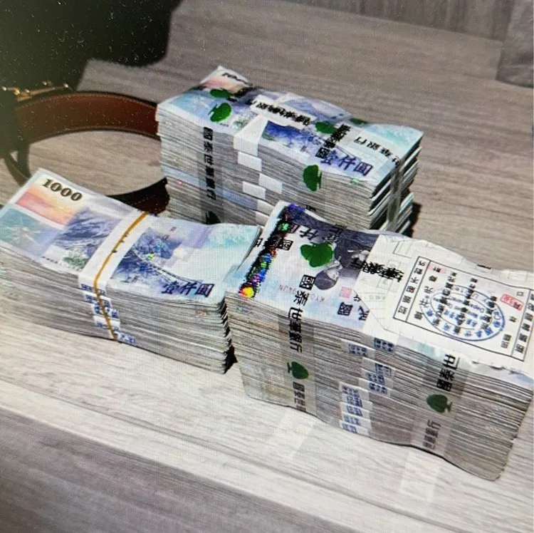 查扣現金。桃園地檢署提供