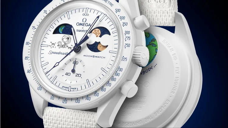 SWATCH X Omega史努比联名表推出梦幻雪花新作。品牌提供