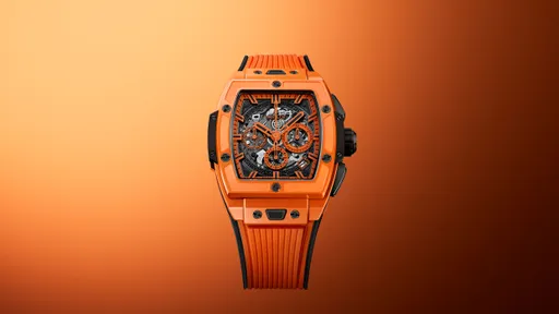 本周新表｜HUBLOT的未来感光谱　Spirit of Big Bang亮彩橘陶瓷登场