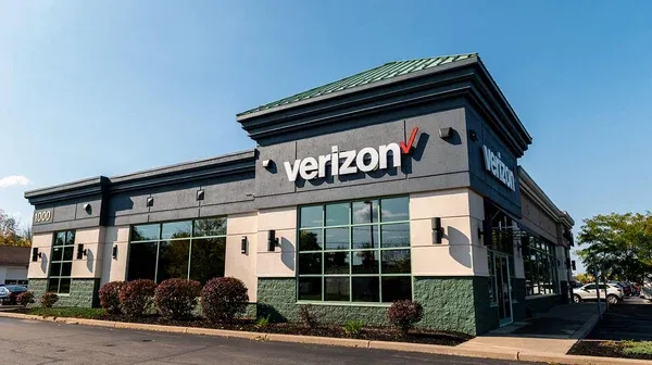 全美最大电信业者之一 Verizon 在11月宣布裁减1万3,000 名员工。