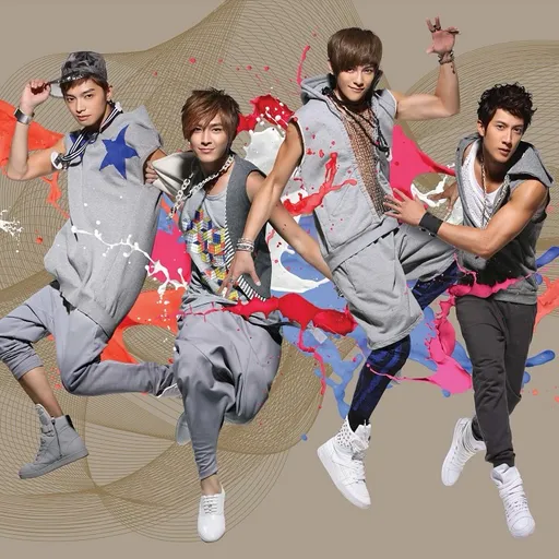 炎亚纶同框汪东城！他感性提及飞轮海　感谢坚持20年的自己