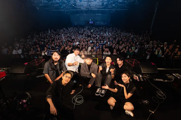 老王樂隊、四分衛阿山和守夜人旭章昨組限定團壓軸演出。簡單生活節提供