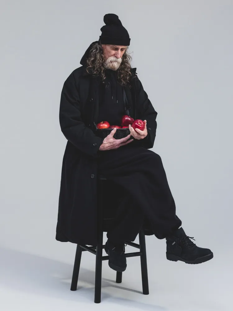 三方聯名鞋以Timberland經典軍靴「Field Boots」為藍本。品牌提供