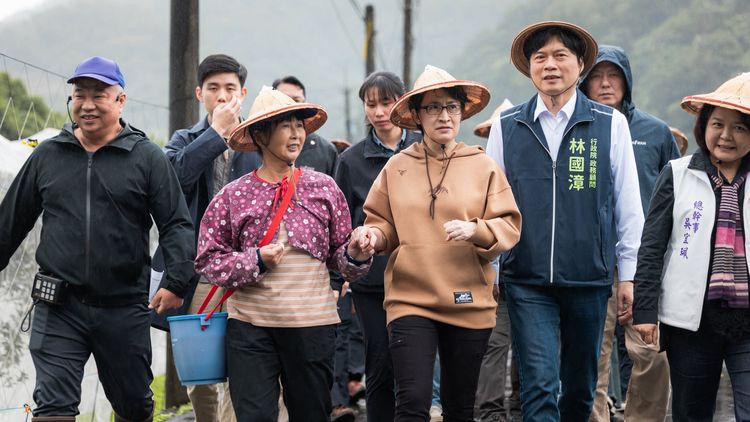 蕭美琴探視執勤受傷兩警 「我感到十分不捨」