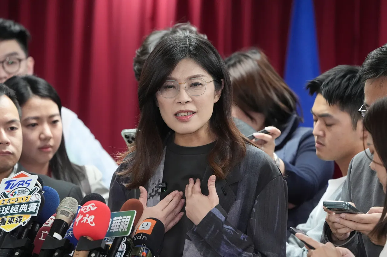 郑丽文喊新北直接征召李四川？国民党缓颊：话讲太快、依程序走