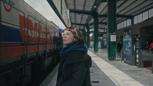 歌后陈洁仪真情告白！自爆当艺人像「废人」　遇吟游诗人谈母亲哽咽