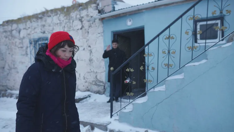 陳潔儀首擔主持人，真情告白：「成名太快，與社會隔離。」公視、新傳媒提供