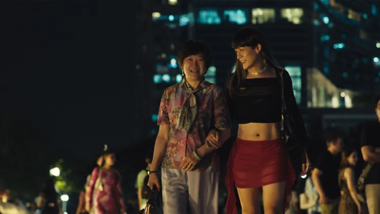 许瑞奇（右）和洪慧芳共同演绎一段揪心又温暖的母子情。甲上提供