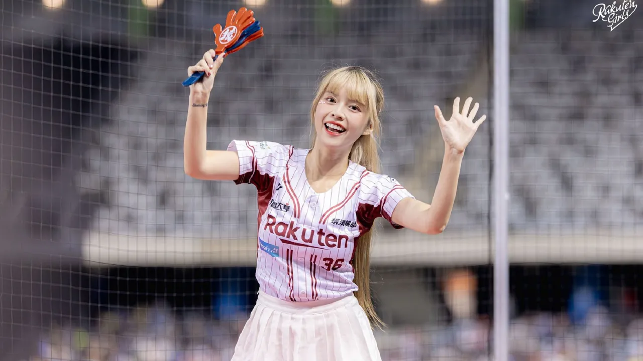 乐天女孩禹菡甜吻放闪！男友竟是新创公司CEO　球团27字回应了