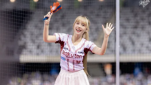 乐天女孩禹菡甜吻放闪！男友竟是新创公司CEO　球团27字回应了