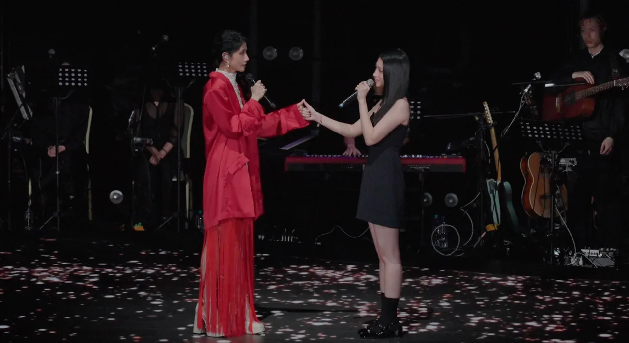 李千娜出道18年首开个唱却「腿软、站不稳」　合体正妹女儿被赶下台