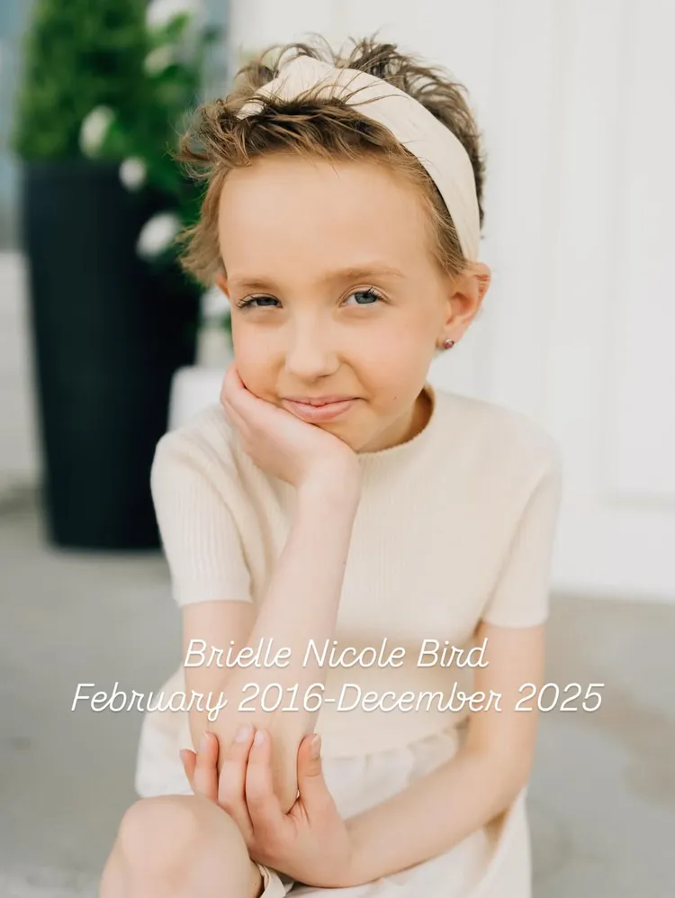 家屬將小網紅布蕾抗癌過程分享在IG上，吸引上百萬粉絲追蹤。翻攝《briestrongerthancancer》的IG