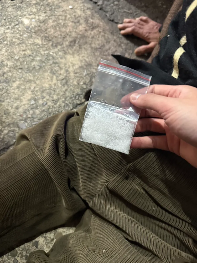 警方在車上查獲毒品。中壢警分局提供