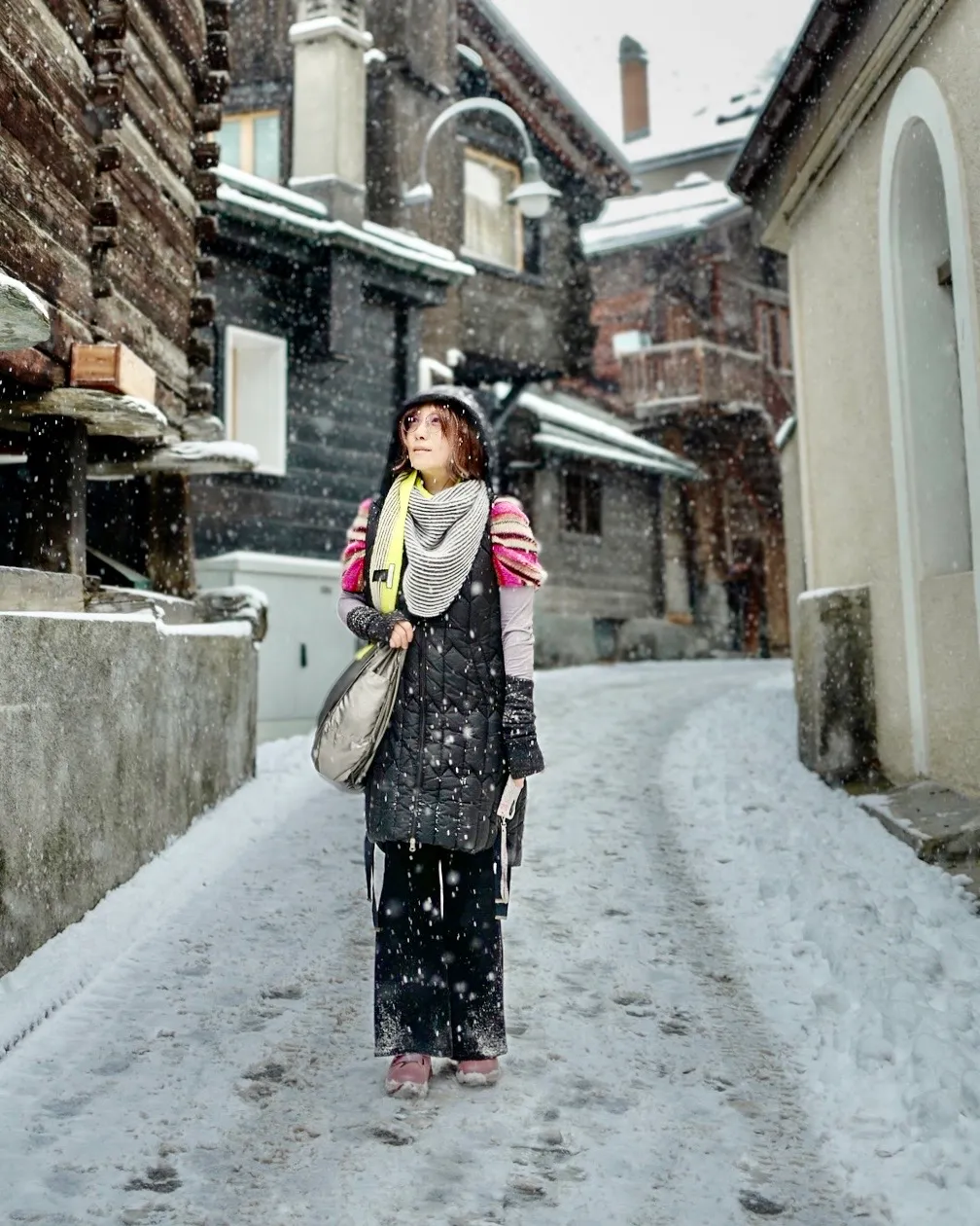 阮丹青欧游洲，在美景的陪伴下洗涤心灵。罗艺 x 阮丹青工作室提供