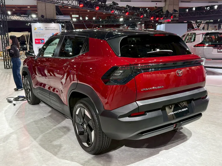 Urban Cruiser車身長4,285mm，最小迴轉半徑5.2公尺，鎖定都會用車族群需求。林浩昇攝