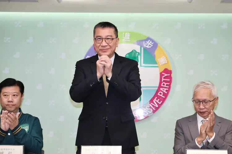 民進黨秘書長徐國勇（左２）。莊宗達攝