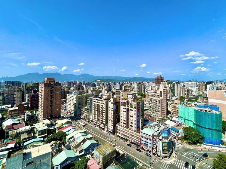 量價衰退逾7成 今年前3季7都預售成交2.2萬戶總銷4600億元