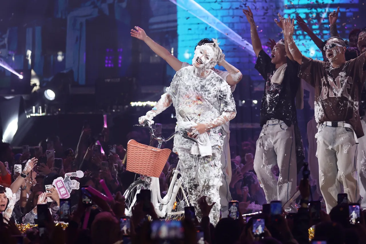 罗志祥被派砸到「面目全非」。庄宗达摄