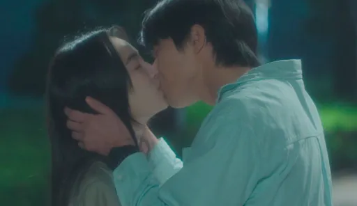 朴叙俊回春扮学生认「压力很大」　竟被小10岁女星问：要嘿咻吗？