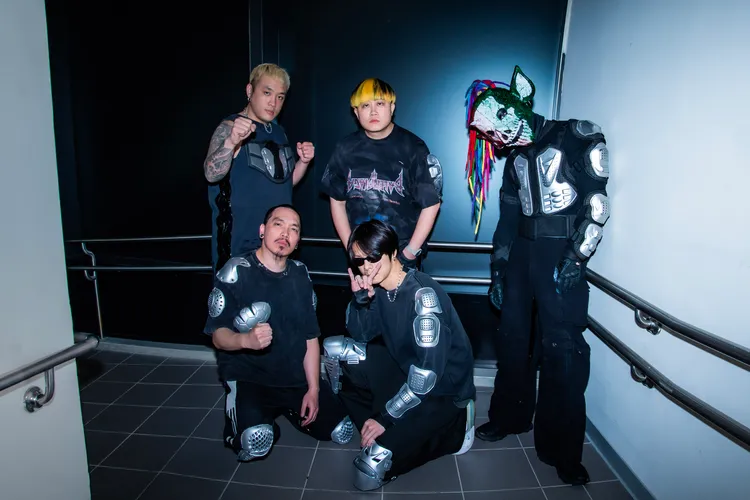 血肉果汁機昨晚首登高流開唱。血肉果汁機提供