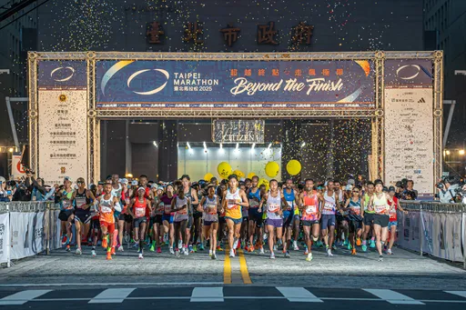 2025臺北馬拉松2.8萬名跑者順利完賽　國內組施育佐封王張芷瑄首度封后