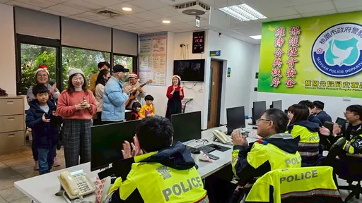 慰问波丽士辛劳　教友送暖报佳音