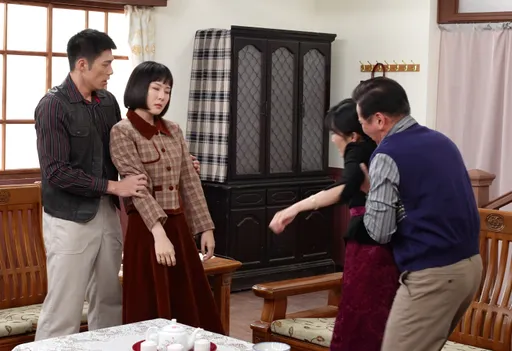 何宜珊情绪太激动昏倒　王盈凯「即刻救援」抱到手酸