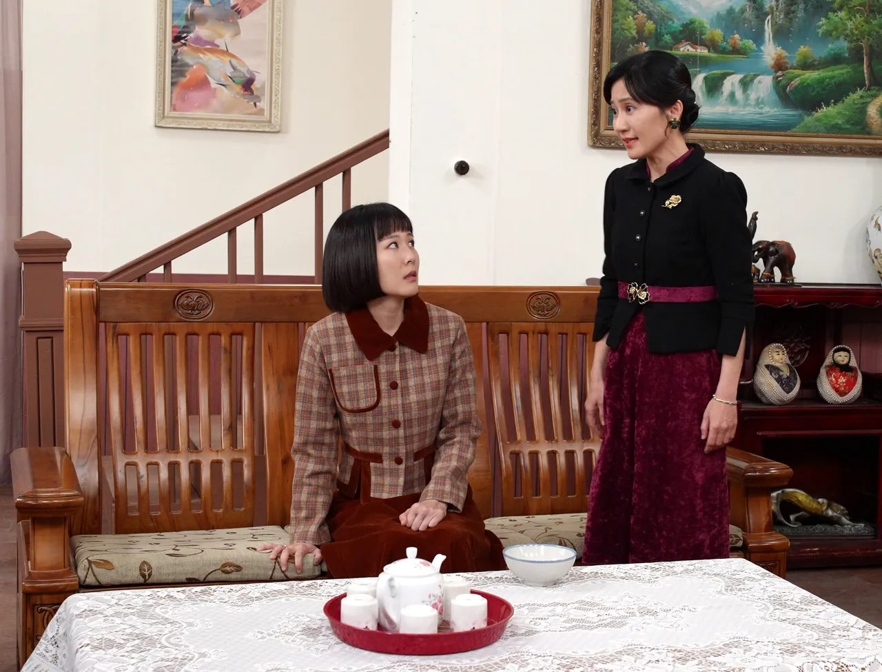 何宜珊(左)剧中和婆媳问题不断。台视提供