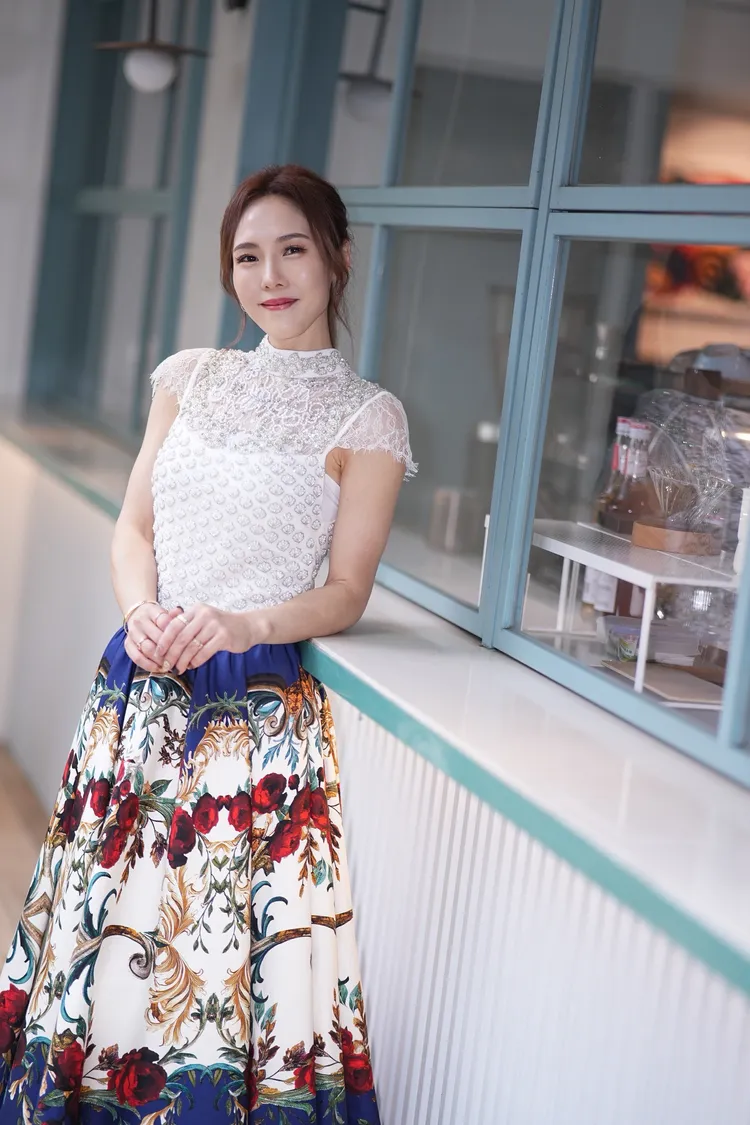 吳申梅與香港帥尪結婚3年甜蜜蜜，老公還幫她治裝宣傳服。彭欣偉攝