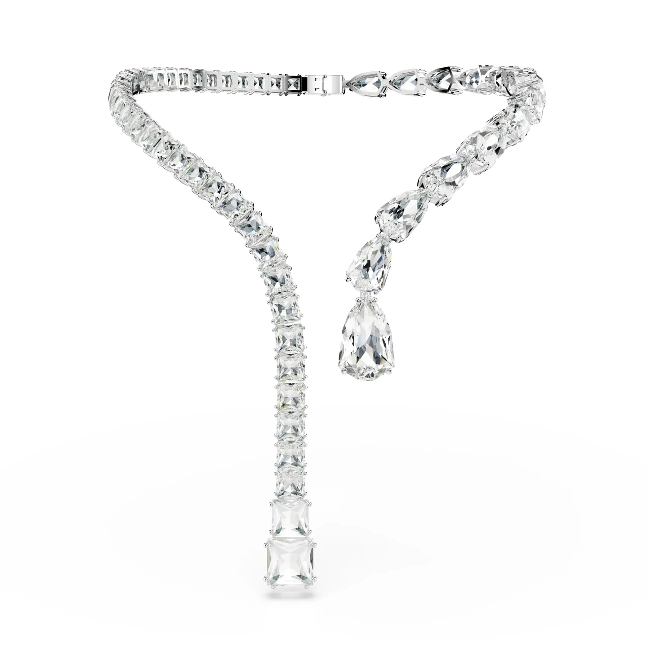 SWAROVSKI Matrix 开口项链，2万5000元。品牌提供