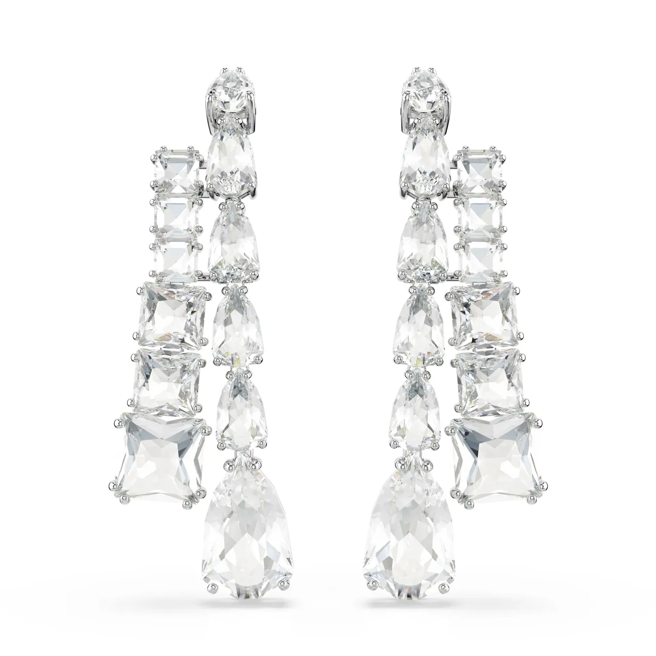 SWAROVSKI Matrix水滴形耳环，1万1000元。品牌提供