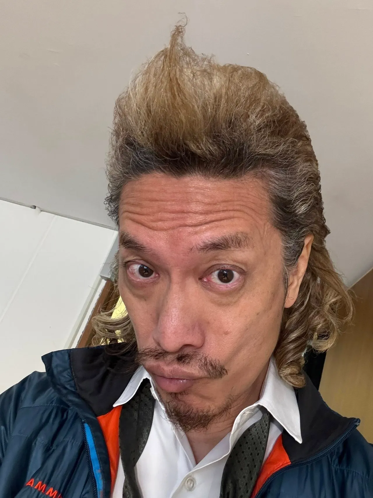 歌手朱头皮。翻摄朱约信脸书