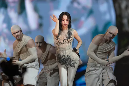 蔡依林大巨蛋Day1 首日狂吸4万人抢看　刚认爱林俊杰也来了！罗志祥喊她「Jolin阿姨」