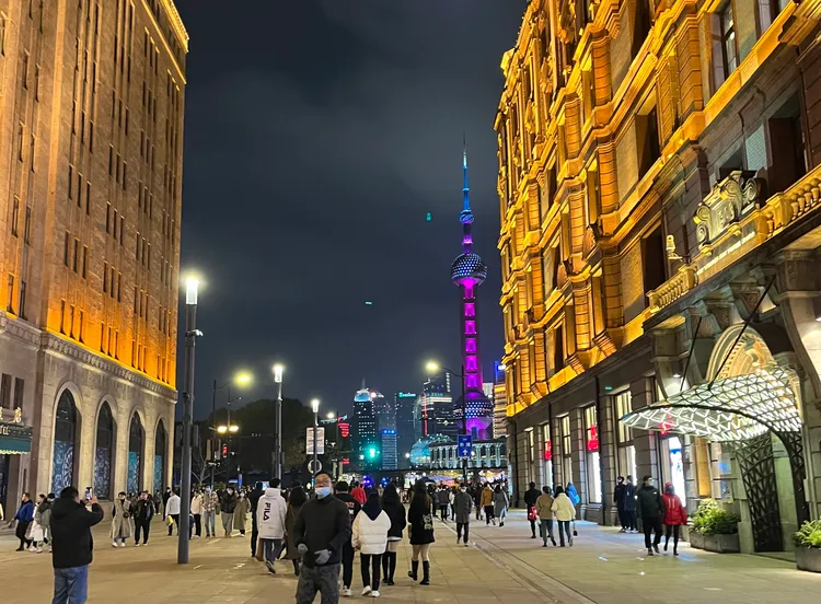 近年来台湾人前往中国旅游的人数不减反增，两岸观光往来呈现明显失衡。张彩茜摄