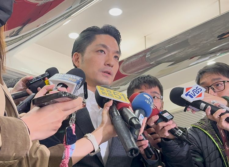 到底誰是「龜孫子」!簡舒培批不敢講小紅書 蔣萬安譏:給大議員自己用