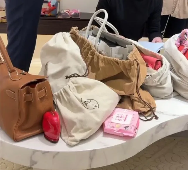 黄廉盈的名牌包被假扣押。翻摄夏天伦Threads