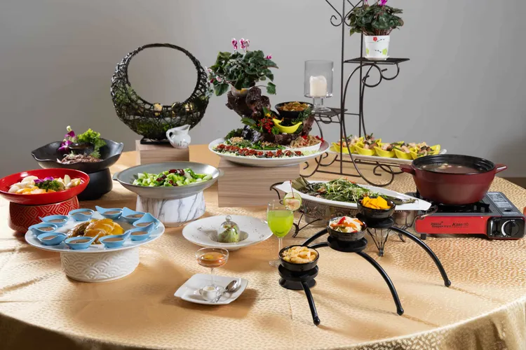 武陵富野渡假村推出全新的「武陵茶果宴」，將在地農特產融入料理中。業者提供