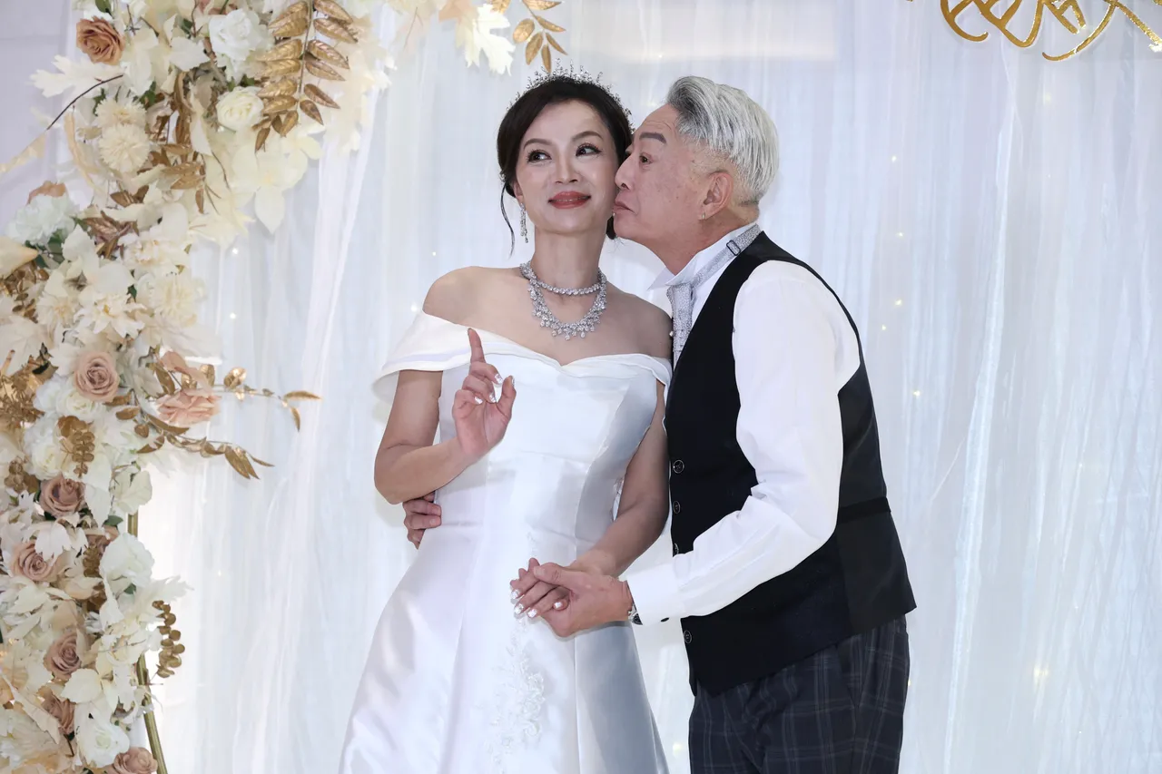 高欣欣和李国超老夫老妻常斗嘴。彭欣伟摄