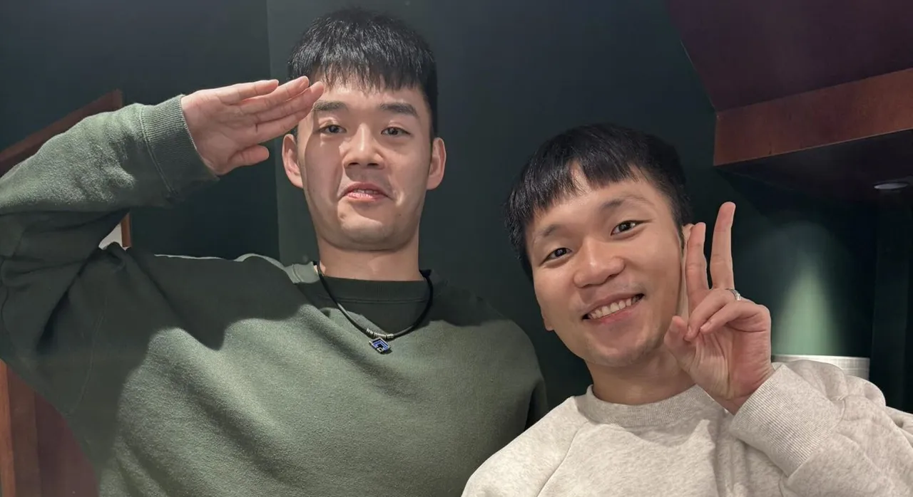 王齐麟晒出和李洋合照。翻摄王齐麟脸书