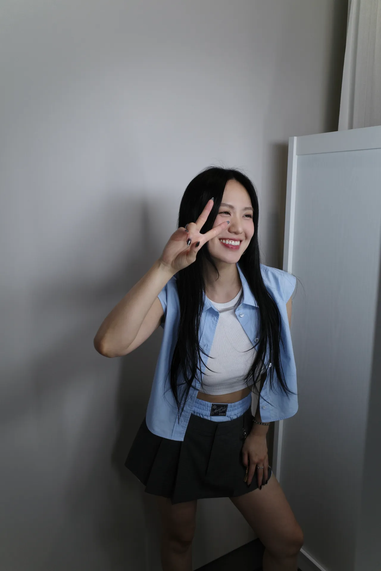 孫盛希回望2025年滿檔行程，形容宛如馬拉松。滾石唱片提供