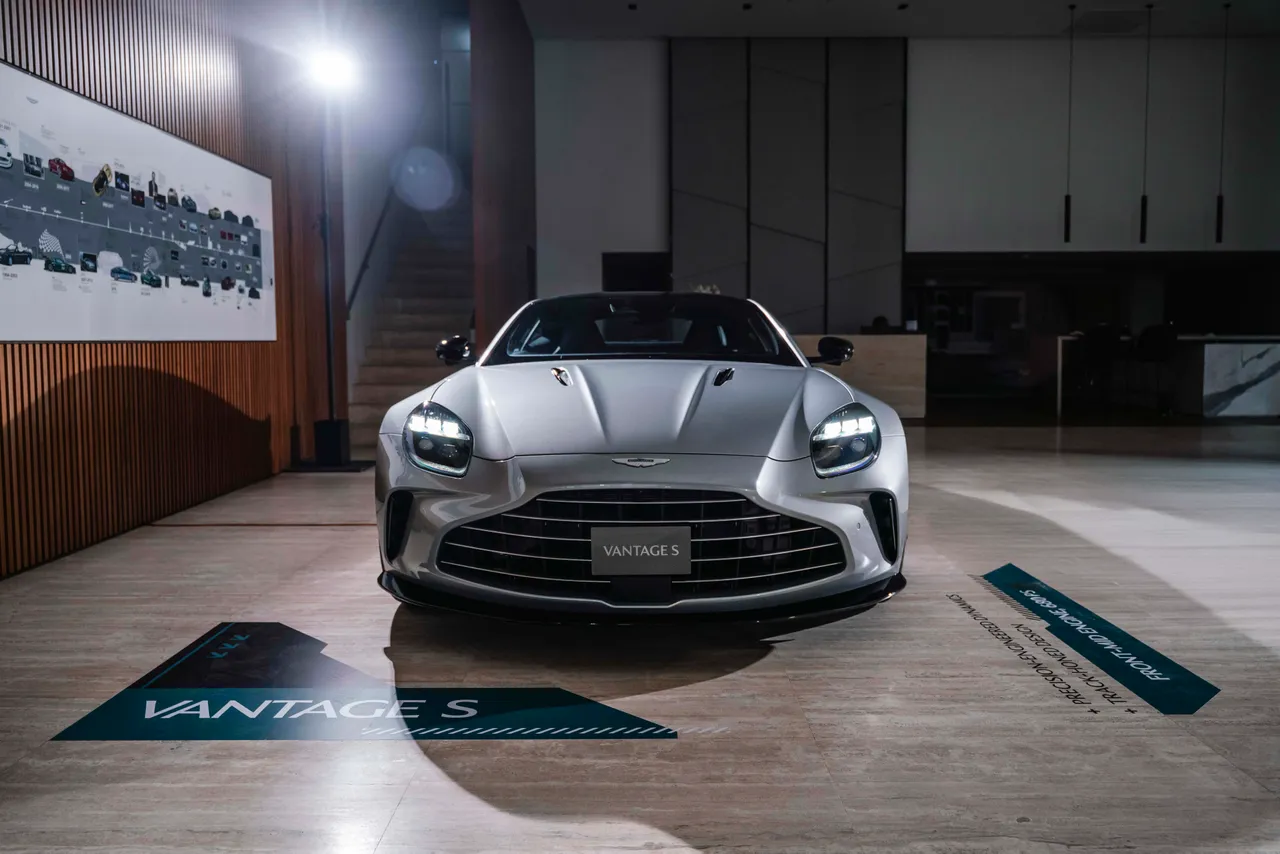 全新Vantage S采用4.0升双涡轮增压V8引擎，最大输出680PS、峰值扭力800Nm。业者提供