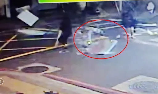 板桥府中餐厅气爆「炸开压伤路人」画面曝！　邻近20户震损「外墙冷气被推进屋内」