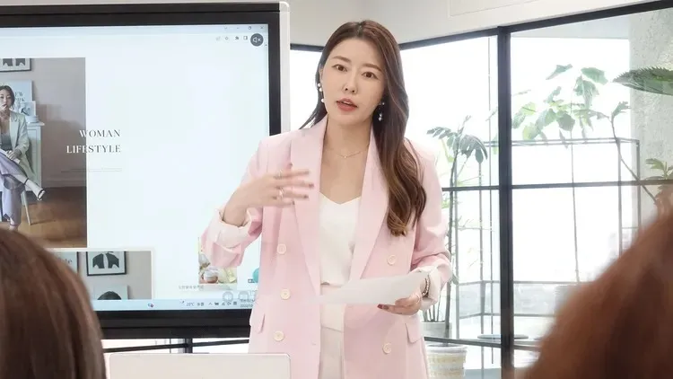 周品均离婚家暴夫选择不原谅，亲曝真实原因。庄宗达摄