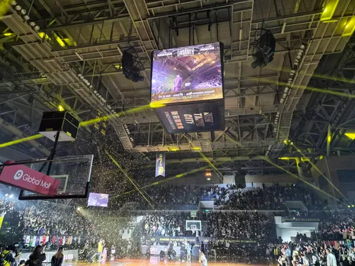 周杰倫力挺好友當神秘嘉賓　親自出席林書豪球衣退休儀式