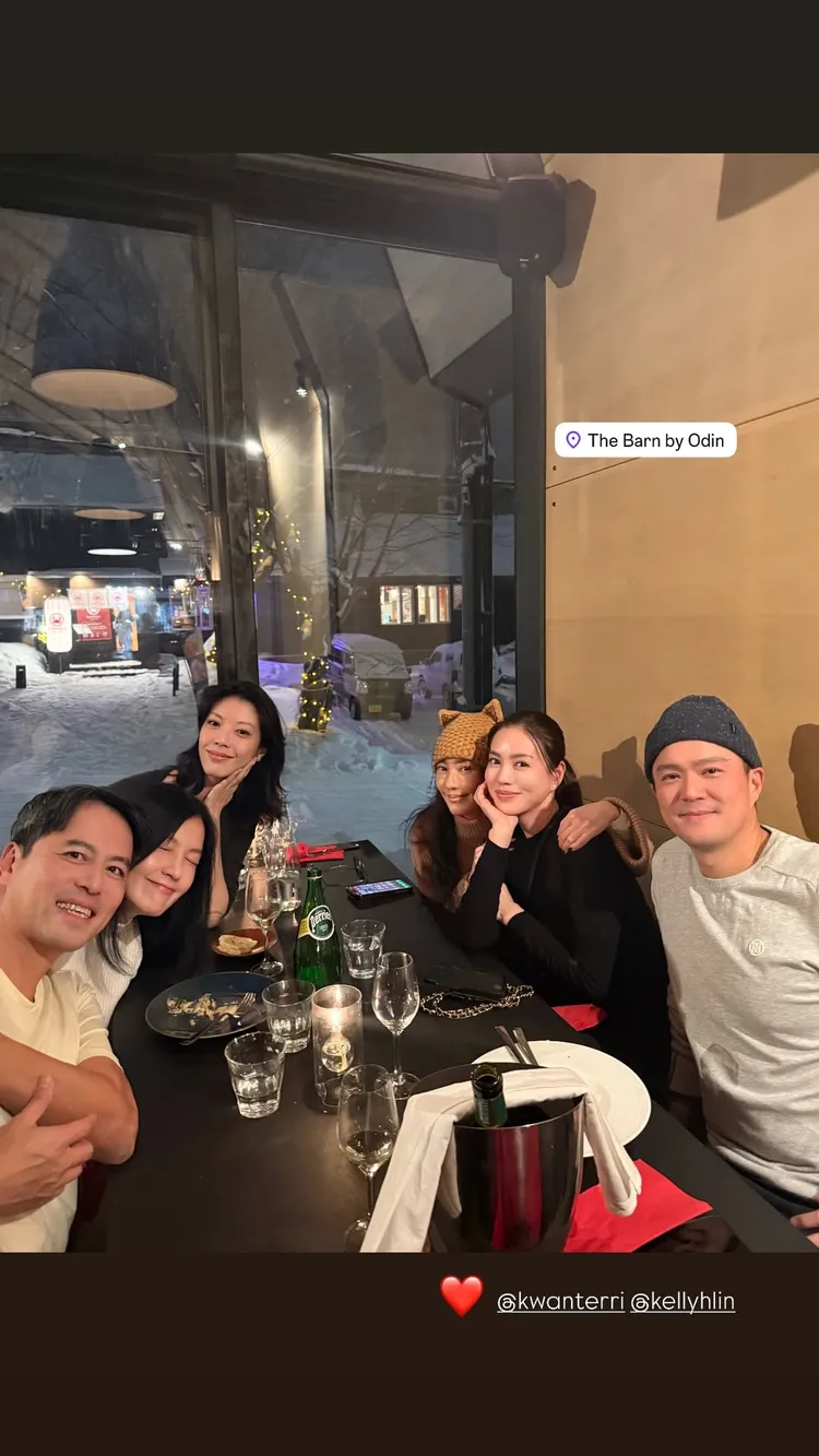 林牧潔、林熙蕾、關穎3家人在北海道滑雪。翻攝林牧潔IG