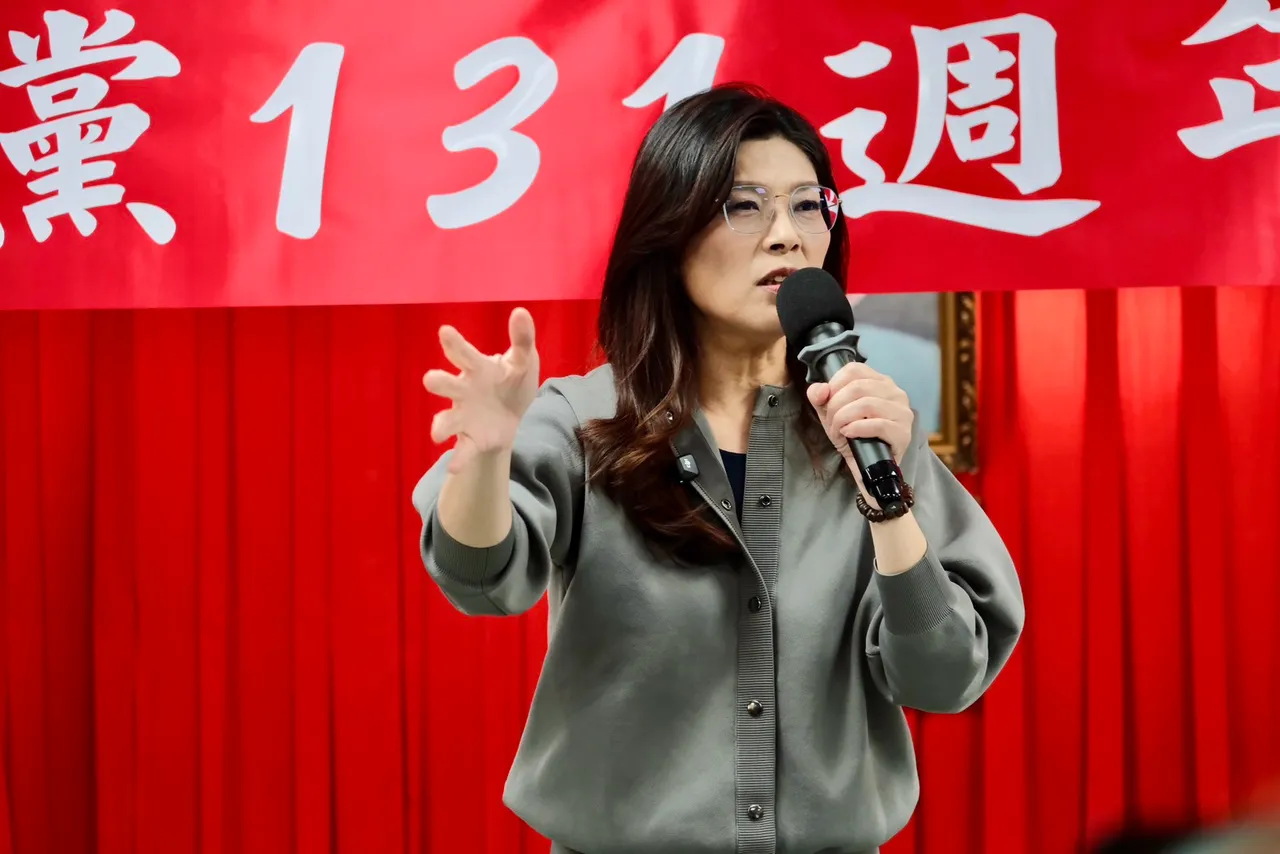 轰赖清德政绩只有大罢免　郑丽文再列绿营「毁宪乱政5决策」