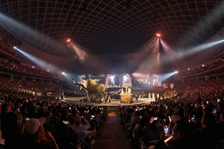 蔡依林演唱會首日，有４萬名幸運兒搶看第一次魔幻大秀。凌時差提供