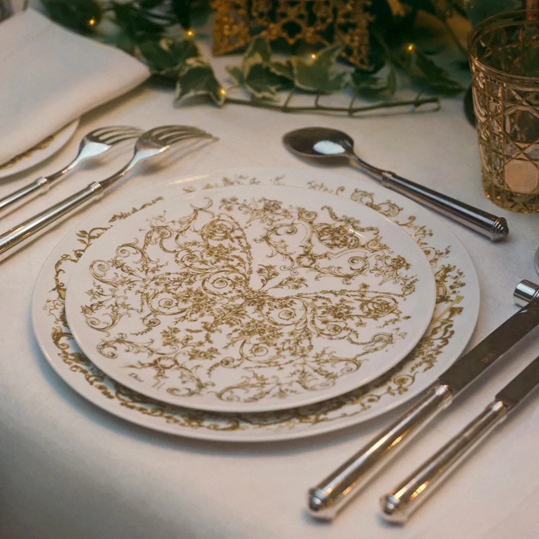 Dior聖誕選品。品牌提供