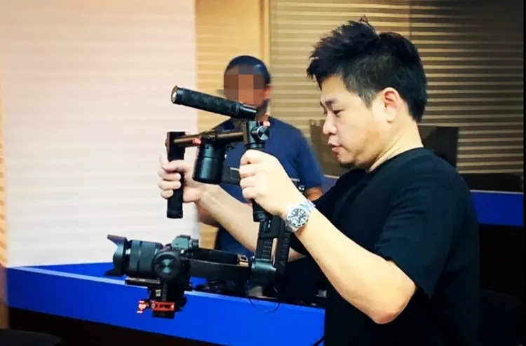 谢升竑遭指控偷拍外，也被爆在交往期间劈腿。翻摄谢升竑脸书